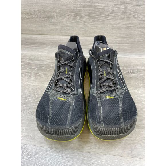 Altra Men's Gray and Yellow Running Shoes - Picture 2 of 11